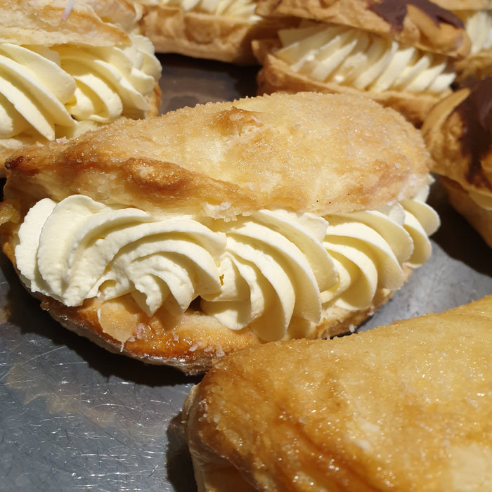 Creamed Apple Turnover -  apple, Cream Cakes, Sweet Treat