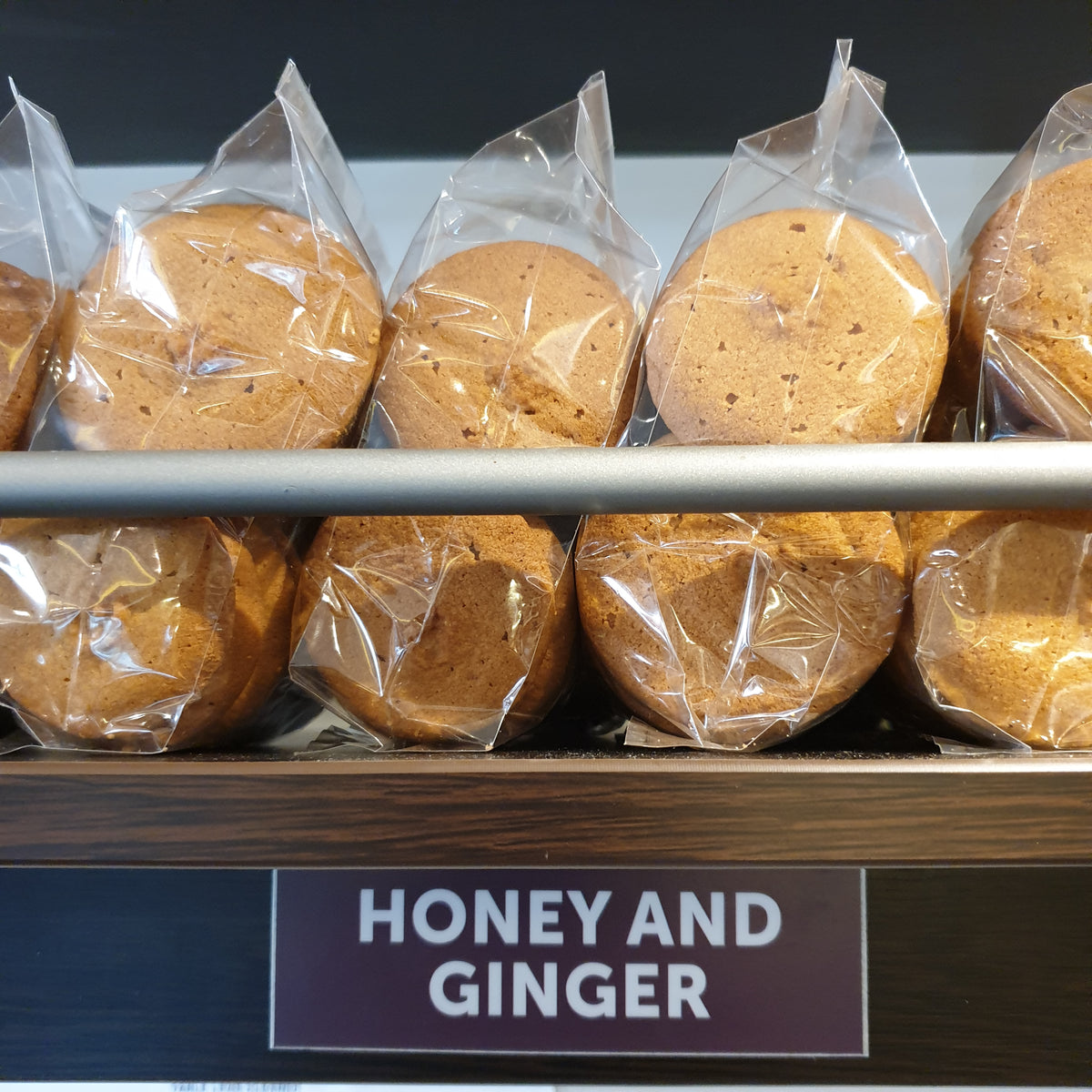 Packets of Biscuits - Macadamia & White Chocolate - 