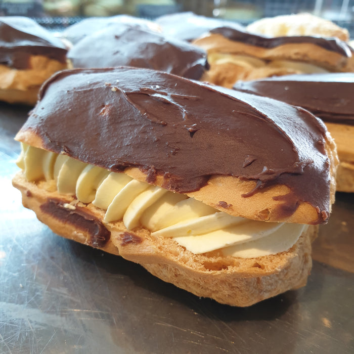 Chocolate Éclair -  Chocolate, Cream Cakes, Sweet Treat