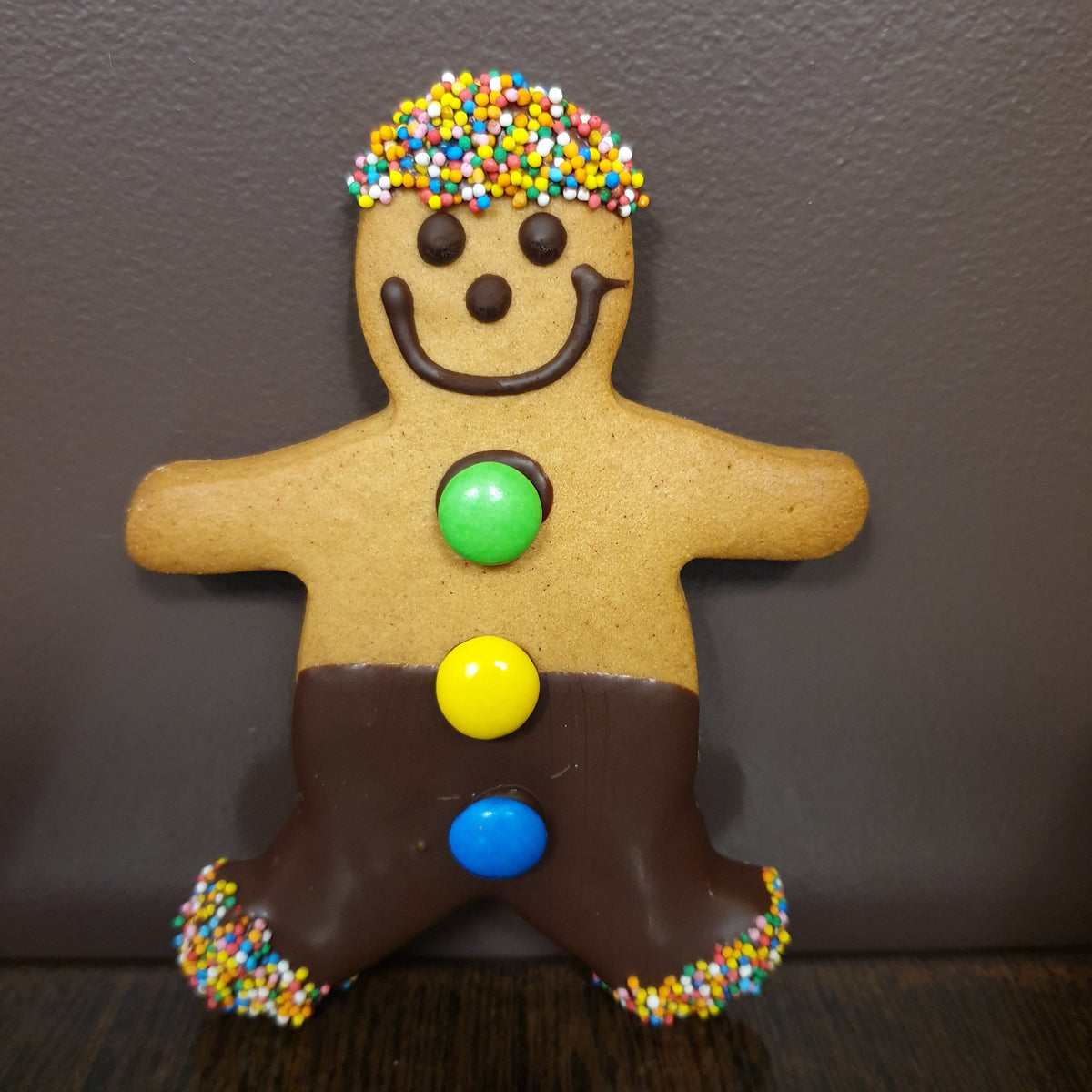 Gingerbread Men -  gingerbread men, Small Cakes, Sweet Treat