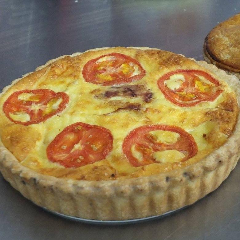 Family Quiche - Chicken Brie & Spiced Plum - 